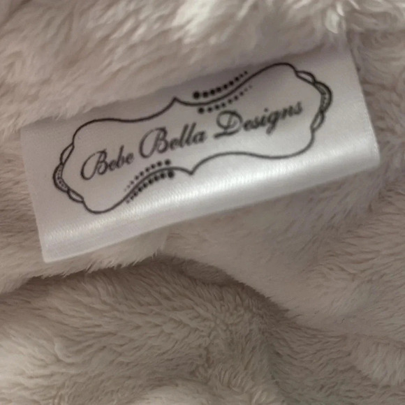 BEBE BELLA DESIGNS BOUTIQUE GIRLS IVORY SOFT EINTER HAT SKI SNOW SIZE S SMALL - Picture 3 of 3